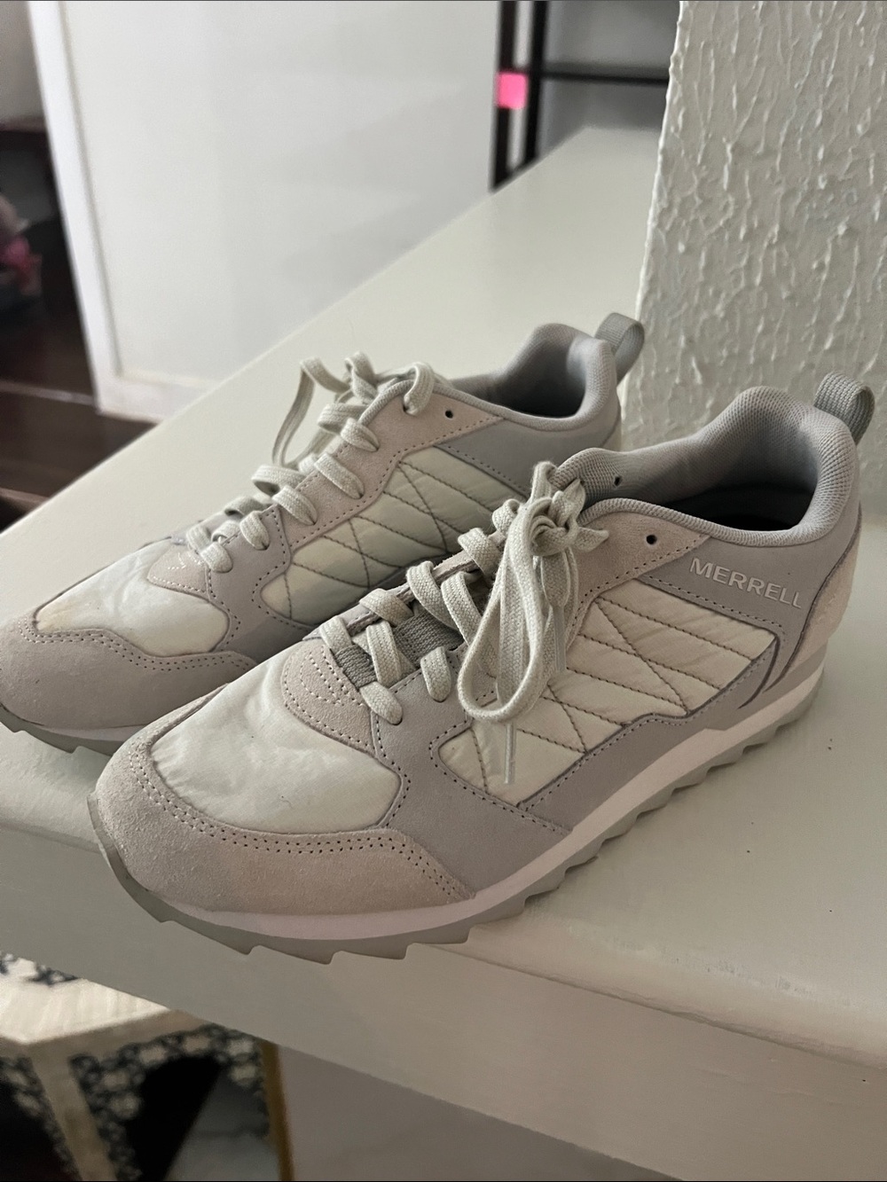 Merrell Women's Cream and Light Gray Athletic Sneakers